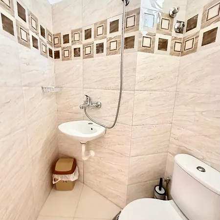 Klevis Appartement *